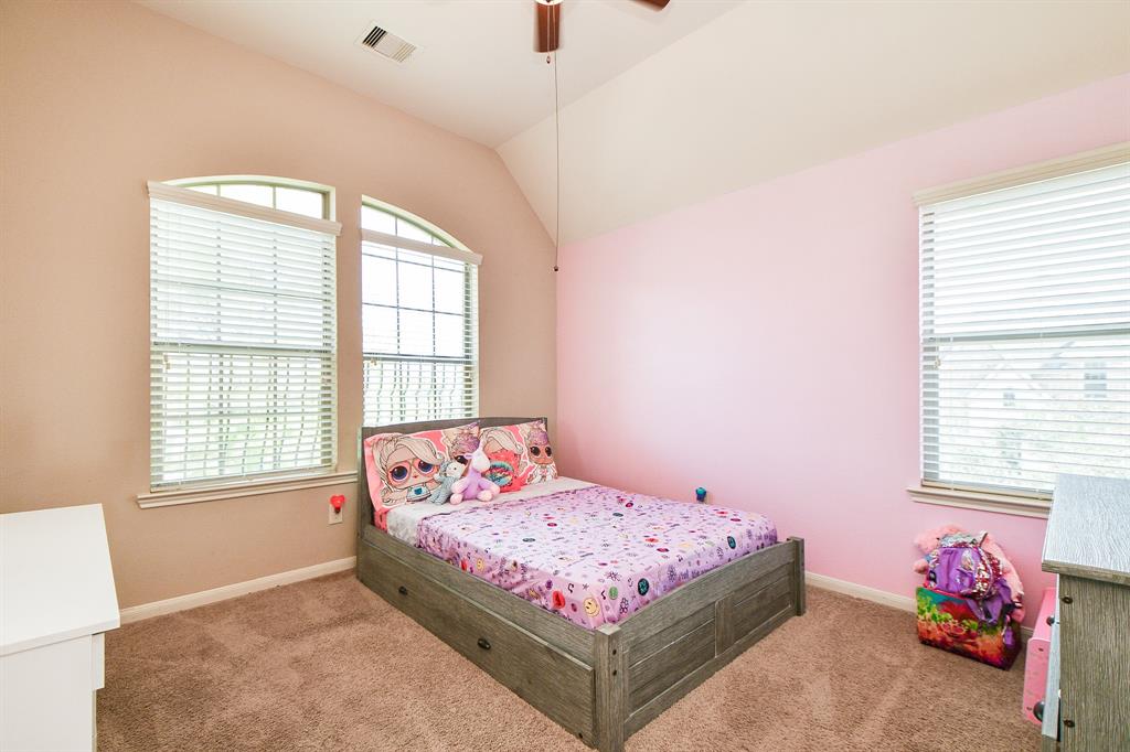 13102 2 Spear Trail Court, Rosharon, Texas 77583, 4 Bedrooms Bedrooms, 4 Rooms Rooms,2 BathroomsBathrooms,Single-family,For Sale,Spear Trail,58306853