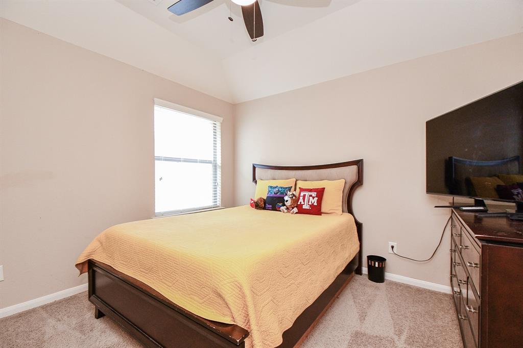 13102 2 Spear Trail Court, Rosharon, Texas 77583, 4 Bedrooms Bedrooms, 4 Rooms Rooms,2 BathroomsBathrooms,Single-family,For Sale,Spear Trail,58306853