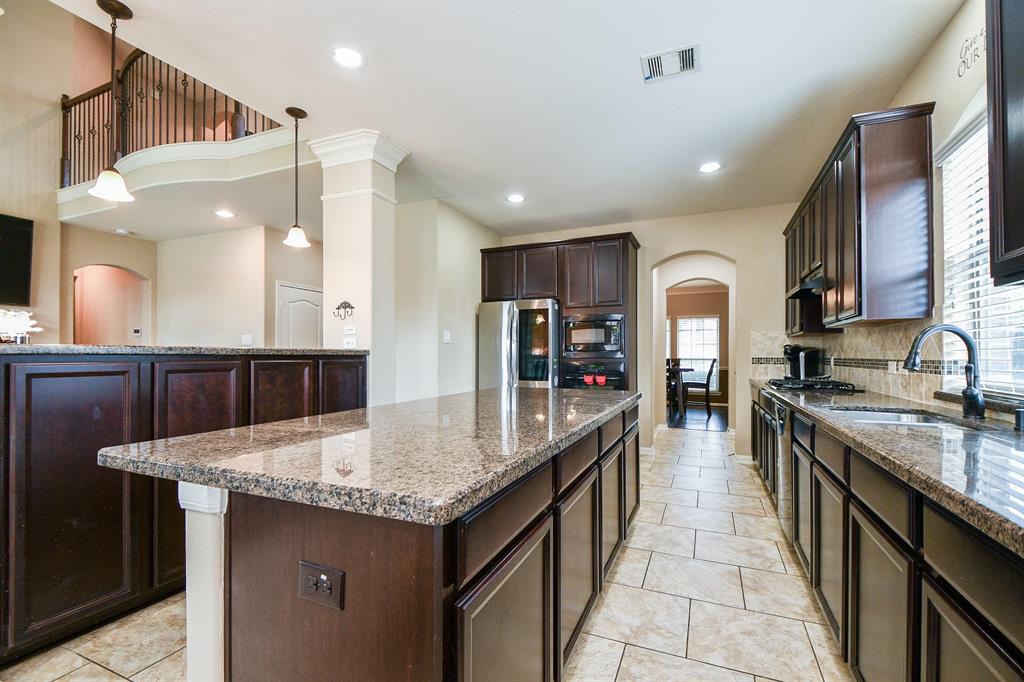 13102 2 Spear Trail Court, Rosharon, Texas 77583, 4 Bedrooms Bedrooms, 4 Rooms Rooms,2 BathroomsBathrooms,Single-family,For Sale,Spear Trail,58306853