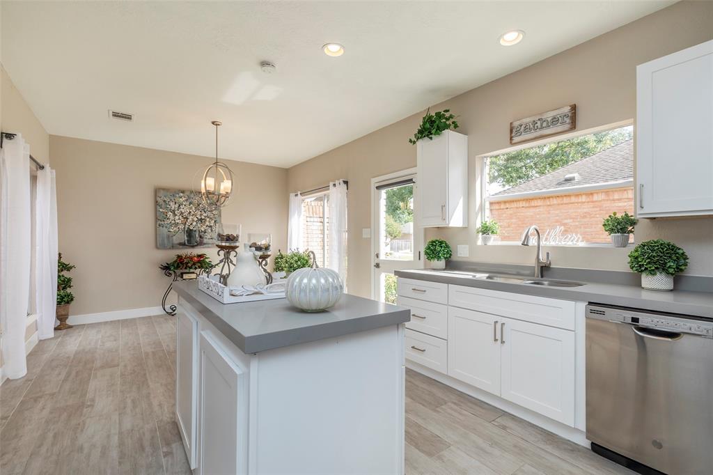 11627 1 Aspenway Drive, Houston, Texas 77070, 3 Bedrooms Bedrooms, 10 Rooms Rooms,2 BathroomsBathrooms,Single-family,For Sale,Aspenway,81115877