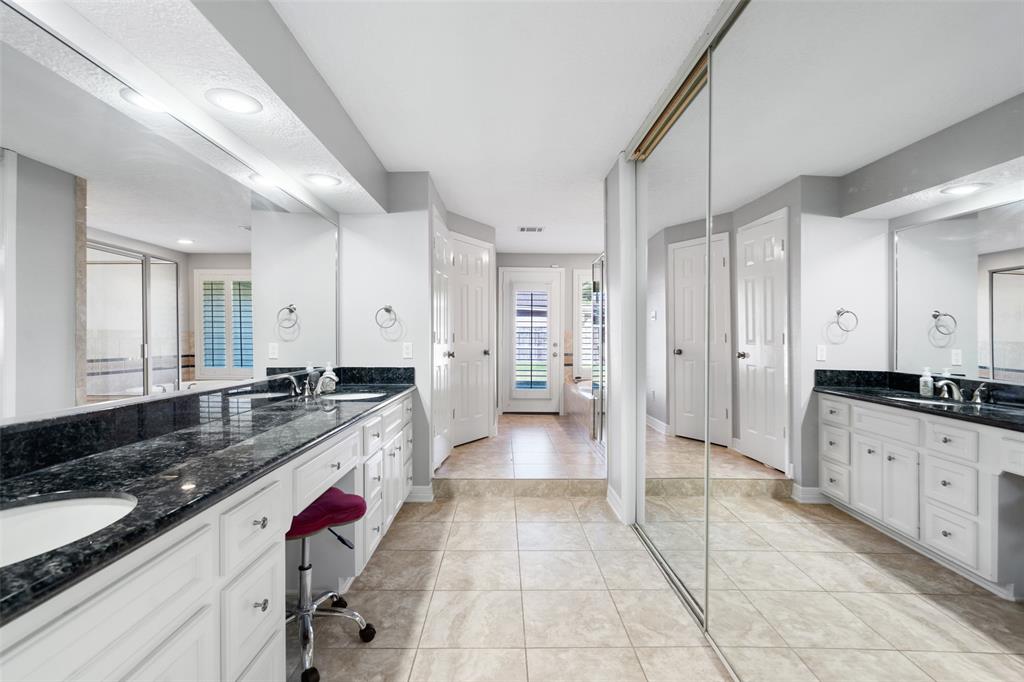 3608 2 La Reforma Boulevard, Baytown, Texas 77521, 3 Bedrooms Bedrooms, 8 Rooms Rooms,2 BathroomsBathrooms,Single-family,For Sale,La Reforma,81141242