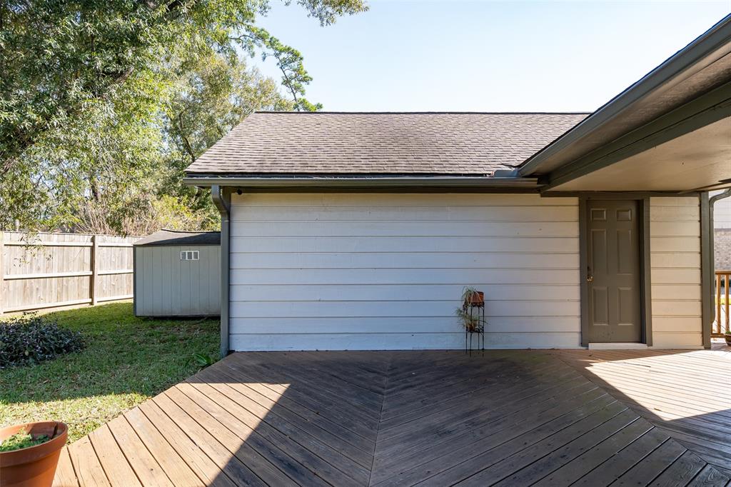 3608 2 La Reforma Boulevard, Baytown, Texas 77521, 3 Bedrooms Bedrooms, 8 Rooms Rooms,2 BathroomsBathrooms,Single-family,For Sale,La Reforma,81141242