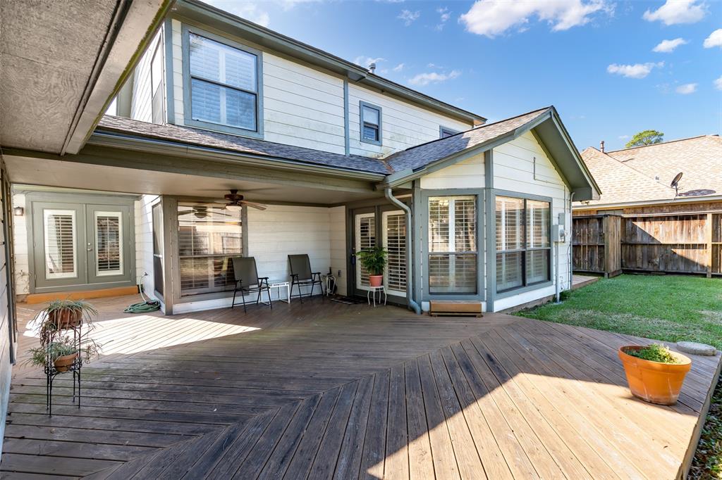3608 2 La Reforma Boulevard, Baytown, Texas 77521, 3 Bedrooms Bedrooms, 8 Rooms Rooms,2 BathroomsBathrooms,Single-family,For Sale,La Reforma,81141242
