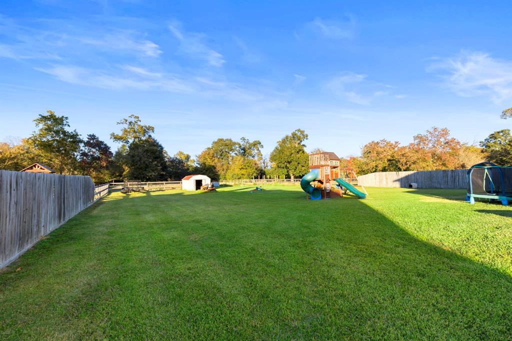 13272 2 Hidden Trail Court, Willis, Texas 77318, 4 Bedrooms Bedrooms, 9 Rooms Rooms,2 BathroomsBathrooms,Single-family,For Sale,Hidden Trail,80550837