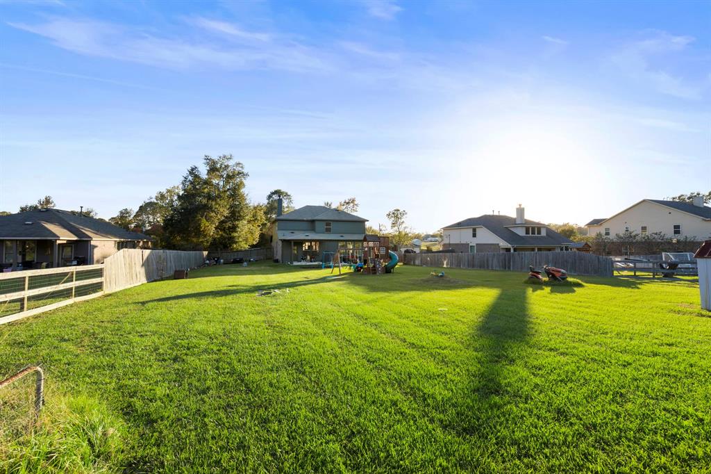 13272 2 Hidden Trail Court, Willis, Texas 77318, 4 Bedrooms Bedrooms, 9 Rooms Rooms,2 BathroomsBathrooms,Single-family,For Sale,Hidden Trail,80550837