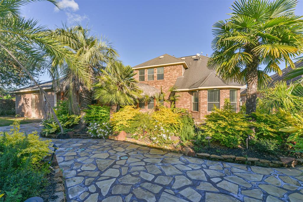 2115 2 Belcara View, League City, Texas 77573, 4 Bedrooms Bedrooms, 11 Rooms Rooms,3 BathroomsBathrooms,Single-family,For Sale,Belcara,68116368