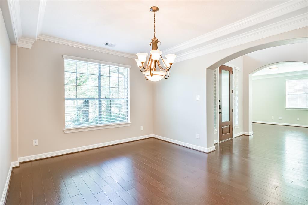 2115 2 Belcara View, League City, Texas 77573, 4 Bedrooms Bedrooms, 11 Rooms Rooms,3 BathroomsBathrooms,Single-family,For Sale,Belcara,68116368