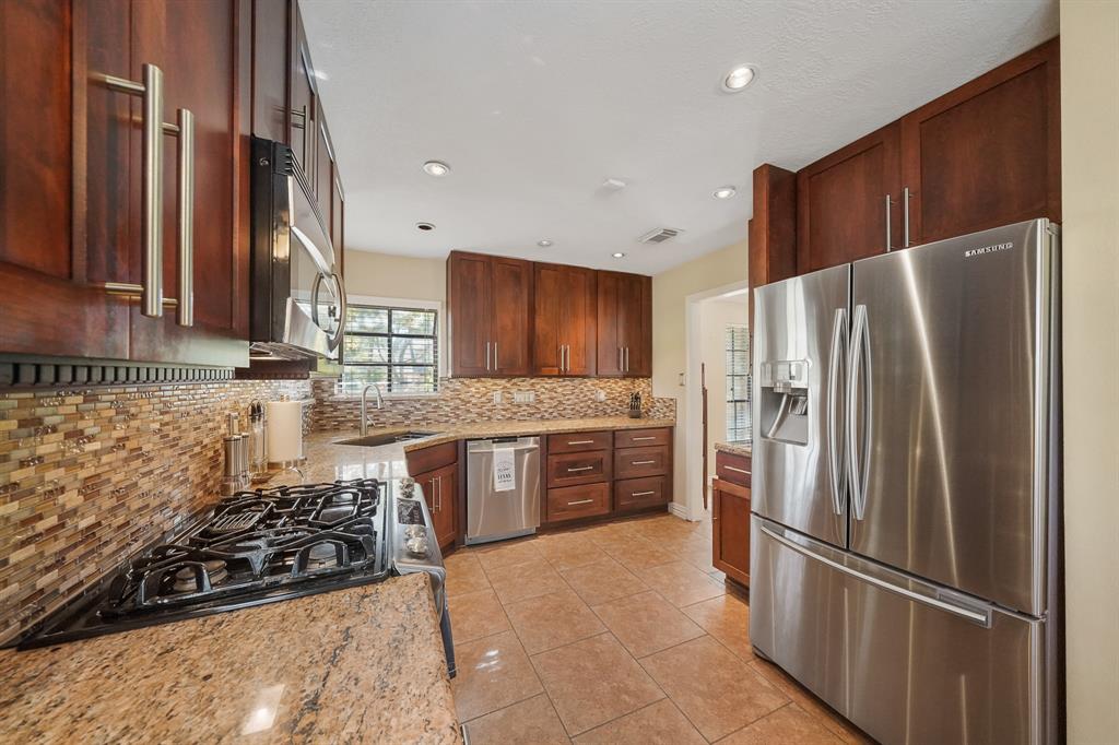 18202 2 Cransley Drive, Houston, Texas 77084, 4 Bedrooms Bedrooms, 9 Rooms Rooms,2 BathroomsBathrooms,Single-family,For Sale,Cransley,62579675