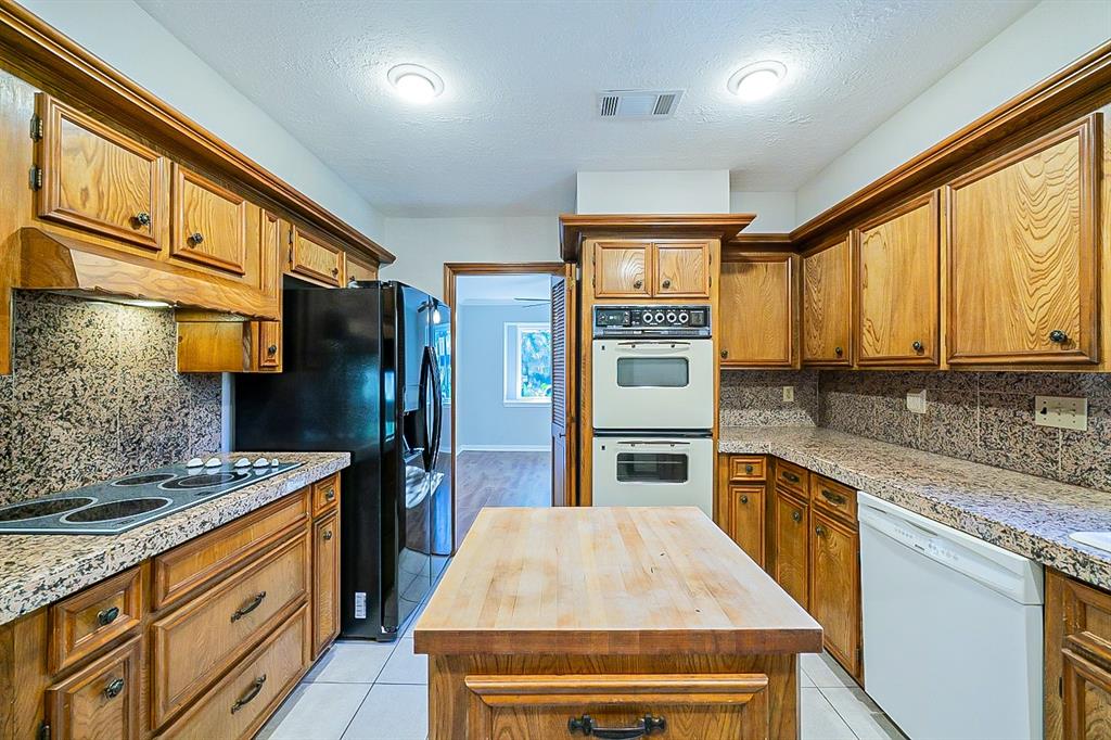 18706 2 Candlechase Drive, Spring, Texas 77388, 4 Bedrooms Bedrooms, 4 Rooms Rooms,2 BathroomsBathrooms,Single-family,For Sale,Candlechase,71279845