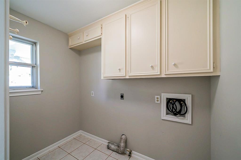 15810 1 Mindywood Court, Houston, Texas 77068, 3 Bedrooms Bedrooms, 3 Rooms Rooms,2 BathroomsBathrooms,Single-family,For Sale,Mindywood,23935265