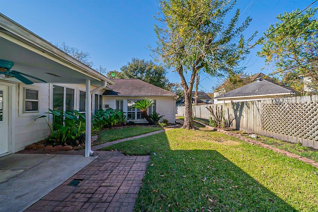 15810 1 Mindywood Court, Houston, Texas 77068, 3 Bedrooms Bedrooms, 3 Rooms Rooms,2 BathroomsBathrooms,Single-family,For Sale,Mindywood,23935265