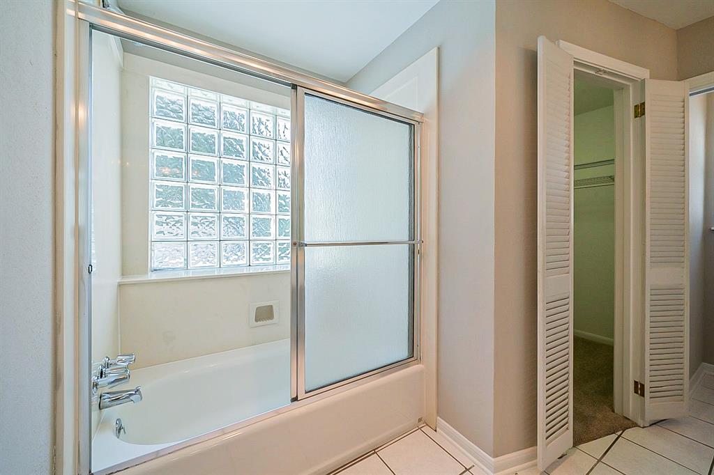 15810 1 Mindywood Court, Houston, Texas 77068, 3 Bedrooms Bedrooms, 3 Rooms Rooms,2 BathroomsBathrooms,Single-family,For Sale,Mindywood,23935265