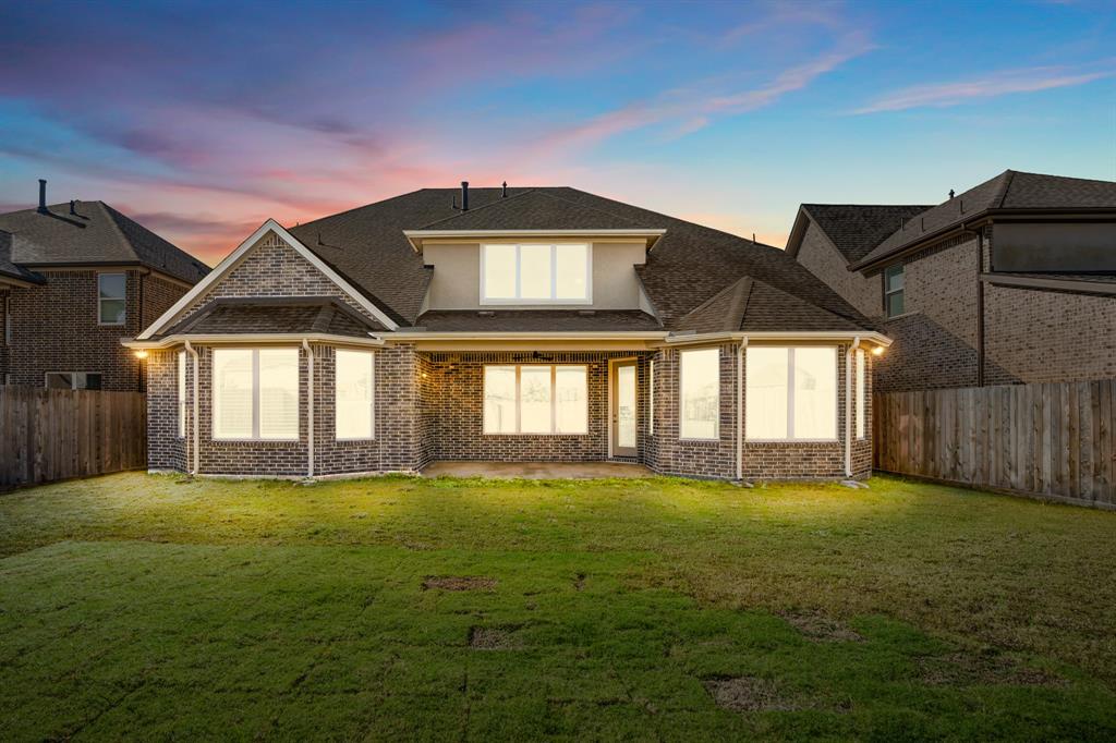 92 2 Scepter Ridge, Sugar Land, Texas 77498, 5 Bedrooms Bedrooms, 11 Rooms Rooms,4 BathroomsBathrooms,Single-family,For Sale,Scepter,58855136