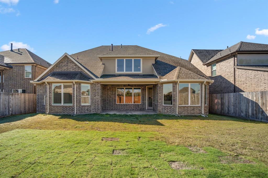 92 2 Scepter Ridge, Sugar Land, Texas 77498, 5 Bedrooms Bedrooms, 11 Rooms Rooms,4 BathroomsBathrooms,Single-family,For Sale,Scepter,58855136