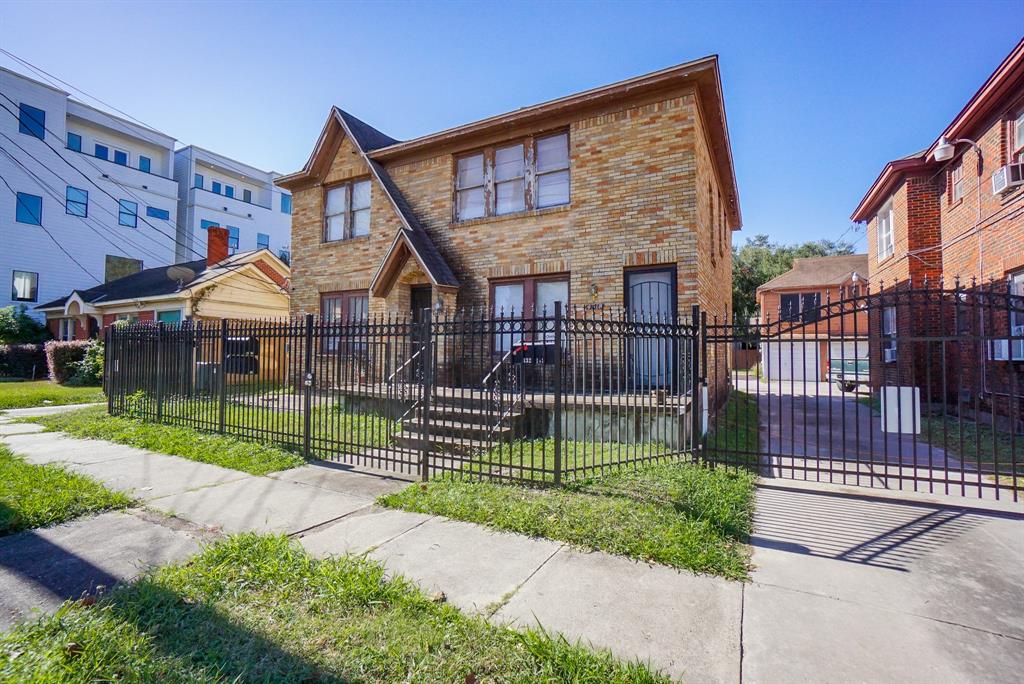 4320 2 Jack Street, Houston, Texas 77006, 5 Bedrooms Bedrooms, ,3 BathroomsBathrooms,Multi-family,For Sale,Jack,30964113