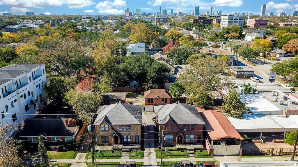 4320 2 Jack Street, Houston, Texas 77006, 5 Bedrooms Bedrooms, ,3 BathroomsBathrooms,Multi-family,For Sale,Jack,30964113