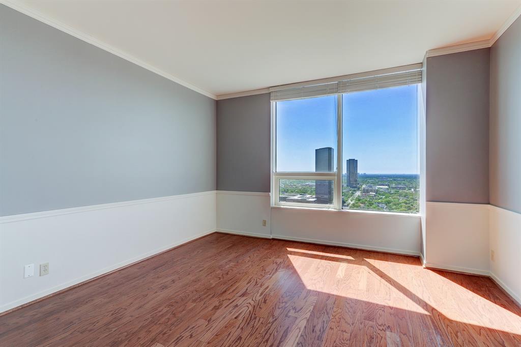 5110 San Felipe Street, Houston, Texas 77056, 3 Bedrooms Bedrooms, 10 Rooms Rooms,3 BathroomsBathrooms,Mid/hi-rise Condo,For Sale,FOUR LEAF TOWERS,San Felipe,56485488