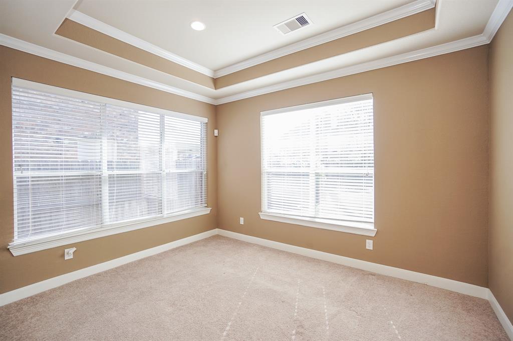 7614 2 Westmoreland Drive, Sugar Land, Texas 77479, 4 Bedrooms Bedrooms, 12 Rooms Rooms,3 BathroomsBathrooms,Single-family,For Sale,Westmoreland,72902895