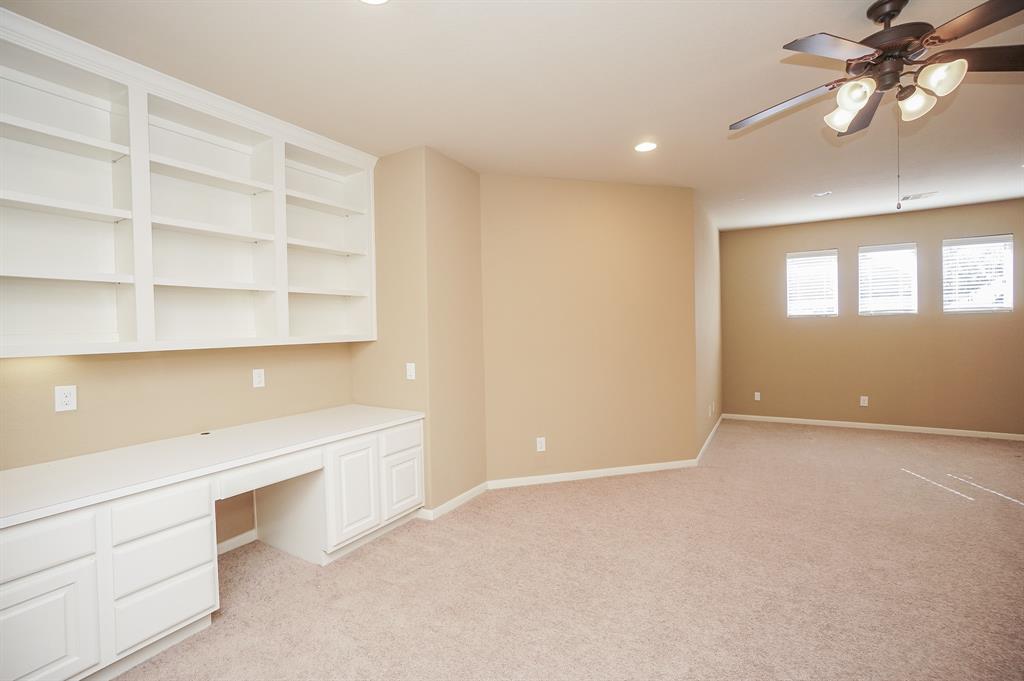 7614 2 Westmoreland Drive, Sugar Land, Texas 77479, 4 Bedrooms Bedrooms, 12 Rooms Rooms,3 BathroomsBathrooms,Single-family,For Sale,Westmoreland,72902895