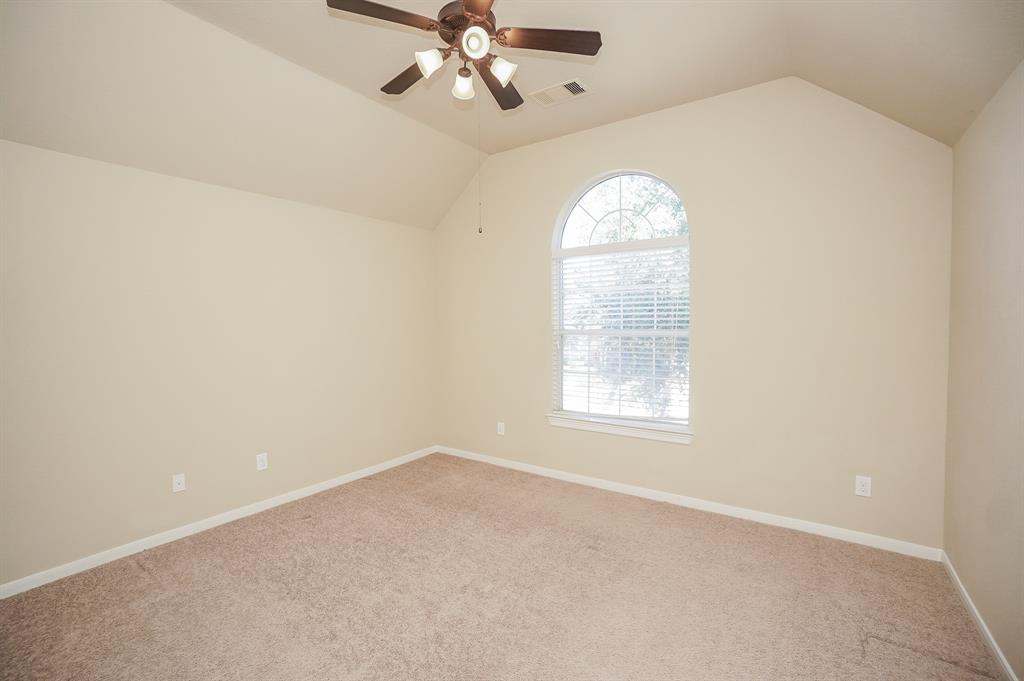 7614 2 Westmoreland Drive, Sugar Land, Texas 77479, 4 Bedrooms Bedrooms, 12 Rooms Rooms,3 BathroomsBathrooms,Single-family,For Sale,Westmoreland,72902895
