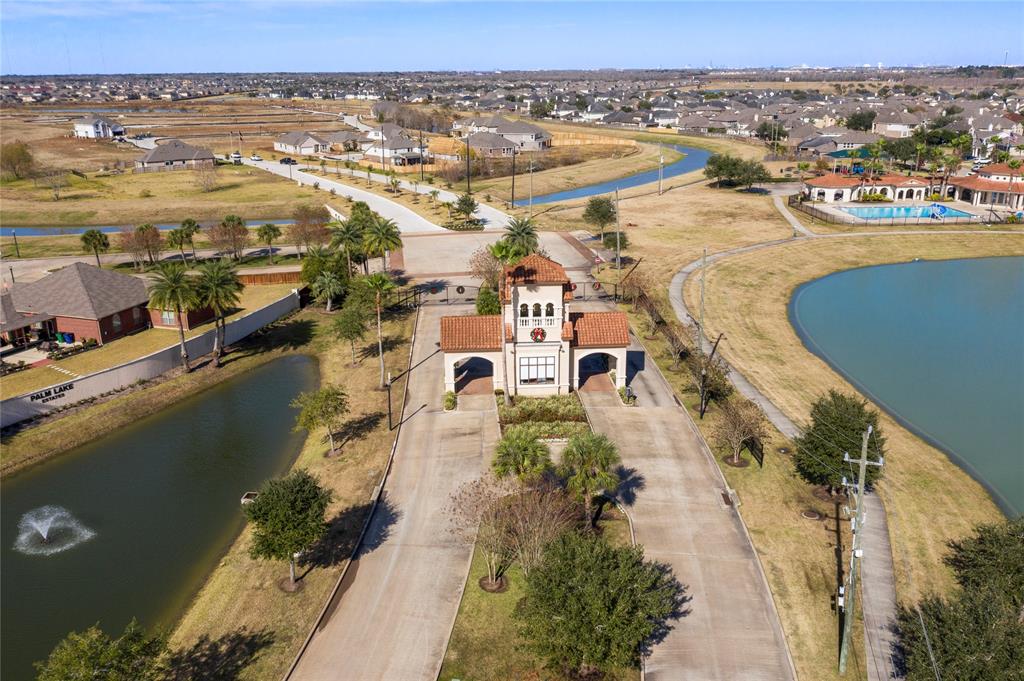 1 2 Declan Palms Court, Manvel, Texas 77578, 4 Bedrooms Bedrooms, 9 Rooms Rooms,3 BathroomsBathrooms,Single-family,For Sale,Declan Palms,69862456