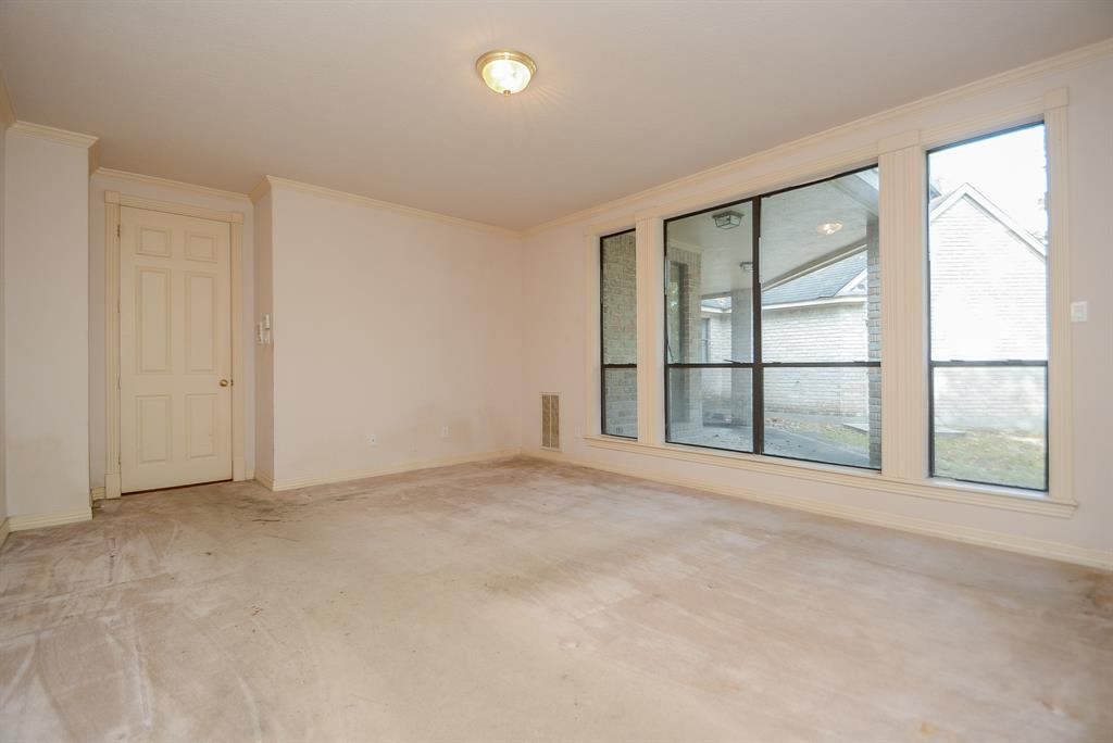 30 2 Harbor Cove Drive, Spring, Texas 77381, 4 Bedrooms Bedrooms, 4 Rooms Rooms,3 BathroomsBathrooms,Single-family,For Sale,Harbor Cove,88346696