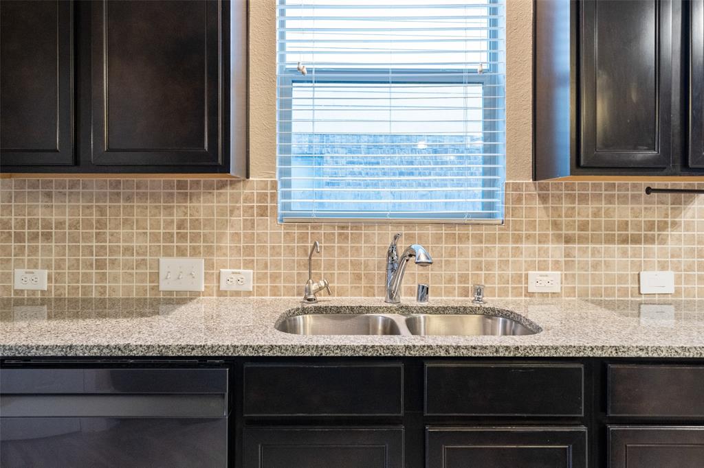 3211 2 Southern Green Drive, Pearland, Texas 77584, 4 Bedrooms Bedrooms, 4 Rooms Rooms,2 BathroomsBathrooms,Single-family,For Sale,Southern Green,55544911