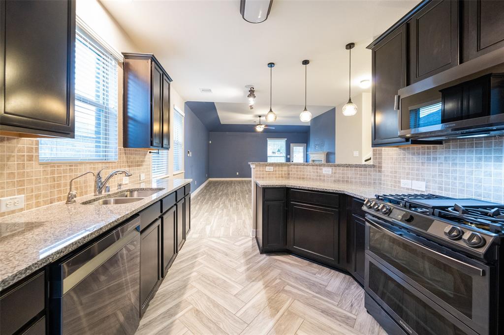 3211 2 Southern Green Drive, Pearland, Texas 77584, 4 Bedrooms Bedrooms, 4 Rooms Rooms,2 BathroomsBathrooms,Single-family,For Sale,Southern Green,55544911