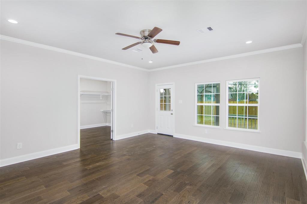 9237 1 Emnora Lane, Houston, Texas 77080, 3 Bedrooms Bedrooms, 6 Rooms Rooms,2 BathroomsBathrooms,Single-family,For Sale,Emnora,83107863