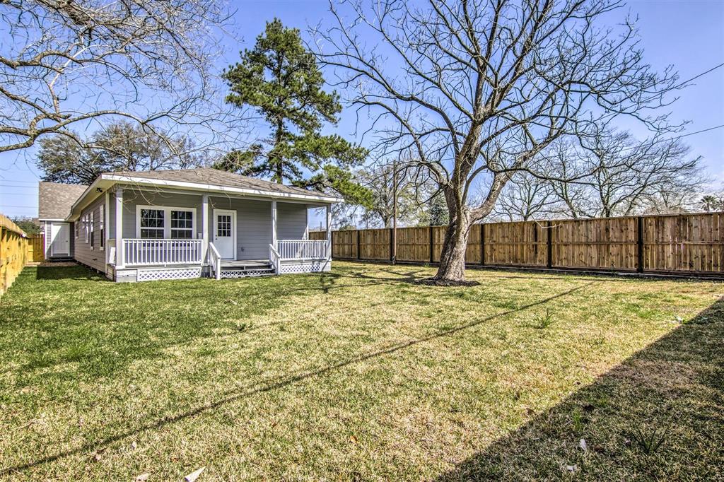 9237 1 Emnora Lane, Houston, Texas 77080, 3 Bedrooms Bedrooms, 6 Rooms Rooms,2 BathroomsBathrooms,Single-family,For Sale,Emnora,83107863