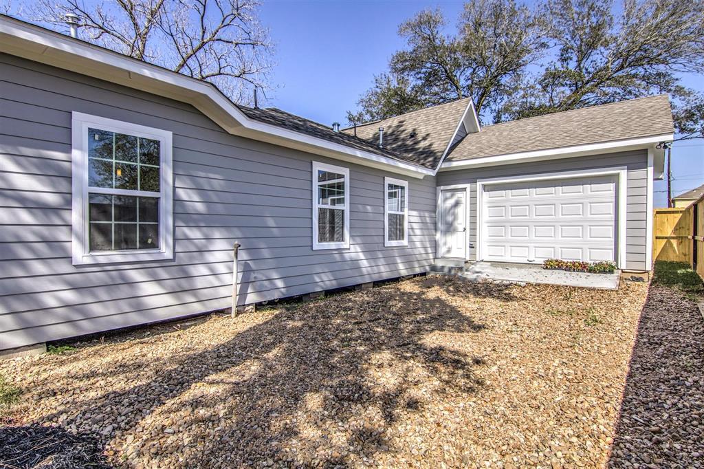 9237 1 Emnora Lane, Houston, Texas 77080, 3 Bedrooms Bedrooms, 6 Rooms Rooms,2 BathroomsBathrooms,Single-family,For Sale,Emnora,83107863