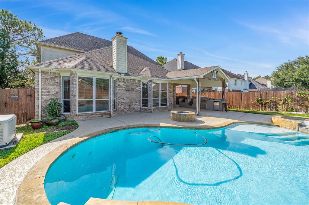 24614 2 Queensfield Court, Katy, Texas 77494, 4 Bedrooms Bedrooms, 4 Rooms Rooms,2 BathroomsBathrooms,Single-family,For Sale,Queensfield,56995639