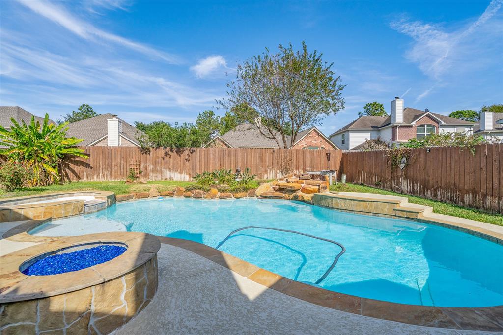 24614 2 Queensfield Court, Katy, Texas 77494, 4 Bedrooms Bedrooms, 4 Rooms Rooms,2 BathroomsBathrooms,Single-family,For Sale,Queensfield,56995639