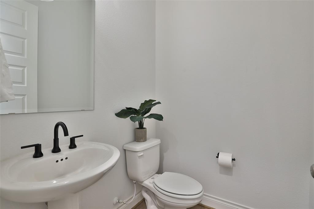 16611 1 Little Woodstar Court, Humble, Texas 77346, 4 Bedrooms Bedrooms, 15 Rooms Rooms,3 BathroomsBathrooms,Single-family,For Sale,Little Woodstar,76253326