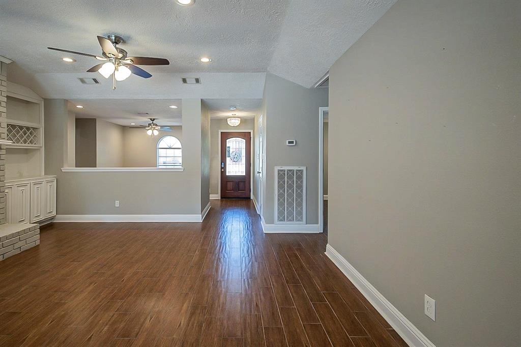 12323 1 Campos Drive, Houston, Texas 77065, 3 Bedrooms Bedrooms, 3 Rooms Rooms,2 BathroomsBathrooms,Single-family,For Sale,Campos,68578828