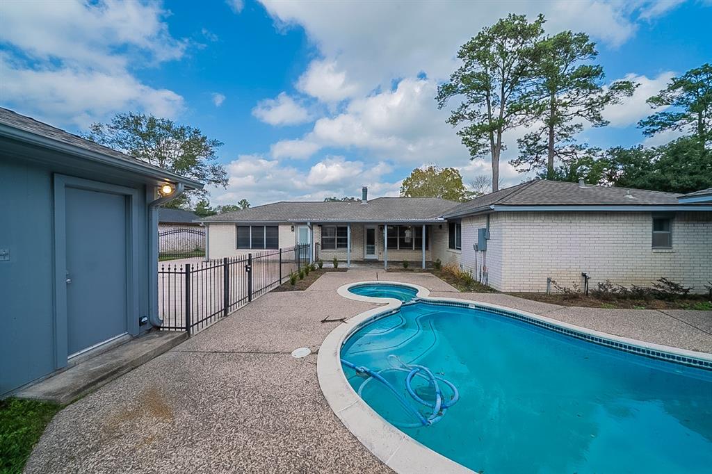 12323 1 Campos Drive, Houston, Texas 77065, 3 Bedrooms Bedrooms, 3 Rooms Rooms,2 BathroomsBathrooms,Single-family,For Sale,Campos,68578828