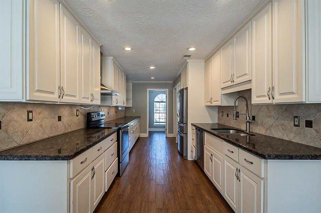 12323 1 Campos Drive, Houston, Texas 77065, 3 Bedrooms Bedrooms, 3 Rooms Rooms,2 BathroomsBathrooms,Single-family,For Sale,Campos,68578828