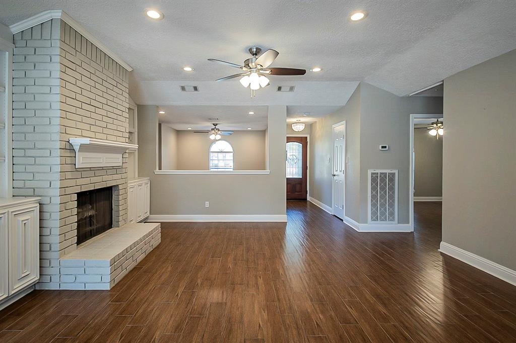 12323 1 Campos Drive, Houston, Texas 77065, 3 Bedrooms Bedrooms, 3 Rooms Rooms,2 BathroomsBathrooms,Single-family,For Sale,Campos,68578828