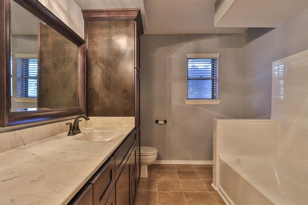 2605 1 County Road 62, Rosharon, Texas 77583, 3 Bedrooms Bedrooms, 8 Rooms Rooms,2 BathroomsBathrooms,Single-family,For Sale,County Road 62,73070851