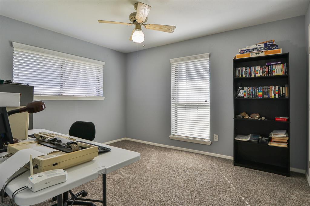 2605 1 County Road 62, Rosharon, Texas 77583, 3 Bedrooms Bedrooms, 8 Rooms Rooms,2 BathroomsBathrooms,Single-family,For Sale,County Road 62,73070851
