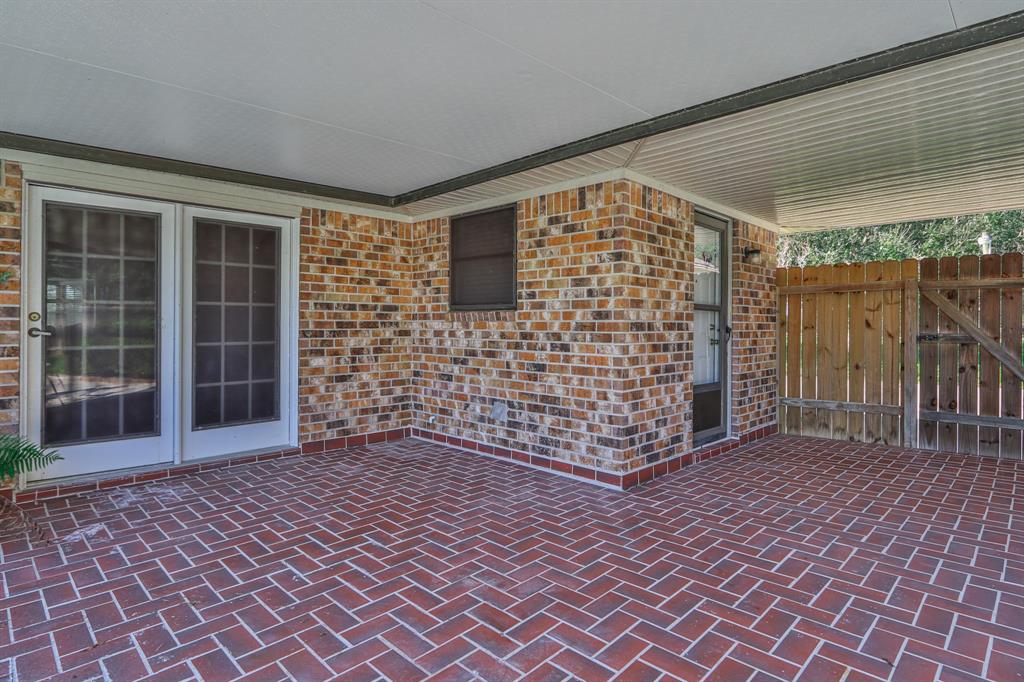 2605 1 County Road 62, Rosharon, Texas 77583, 3 Bedrooms Bedrooms, 8 Rooms Rooms,2 BathroomsBathrooms,Single-family,For Sale,County Road 62,73070851