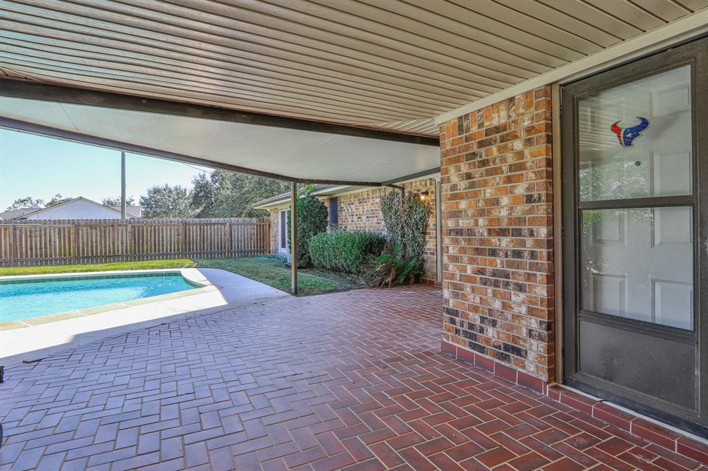 2605 1 County Road 62, Rosharon, Texas 77583, 3 Bedrooms Bedrooms, 8 Rooms Rooms,2 BathroomsBathrooms,Single-family,For Sale,County Road 62,73070851