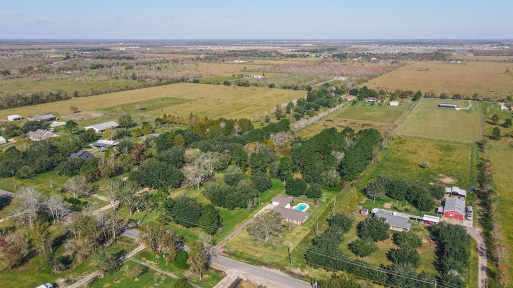 2605 1 County Road 62, Rosharon, Texas 77583, 3 Bedrooms Bedrooms, 8 Rooms Rooms,2 BathroomsBathrooms,Single-family,For Sale,County Road 62,73070851