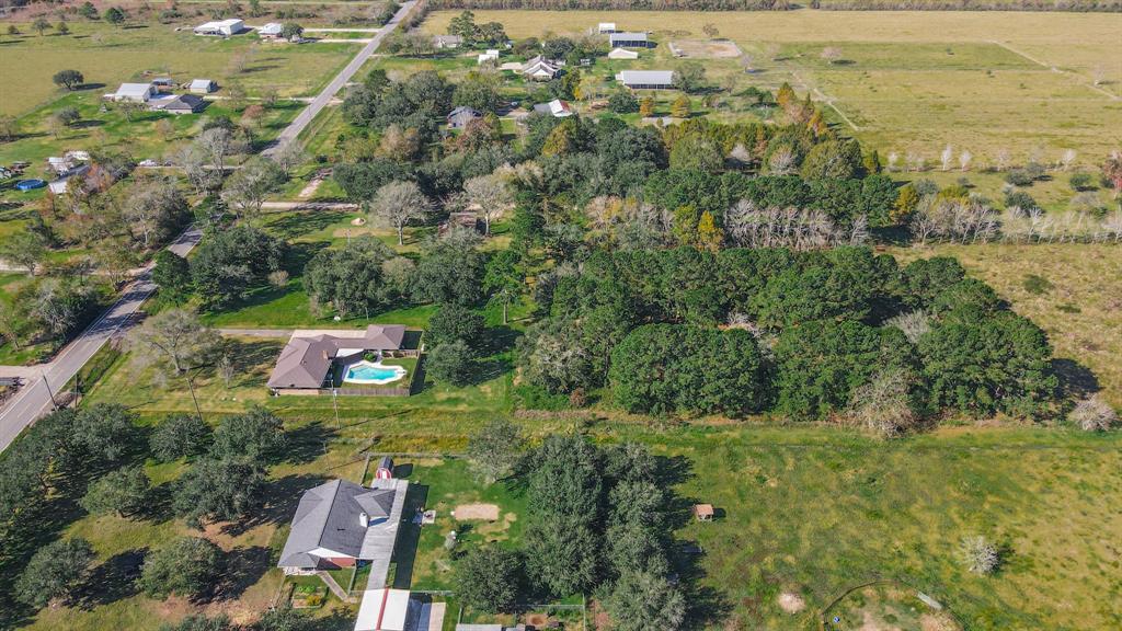 2605 1 County Road 62, Rosharon, Texas 77583, 3 Bedrooms Bedrooms, 8 Rooms Rooms,2 BathroomsBathrooms,Single-family,For Sale,County Road 62,73070851