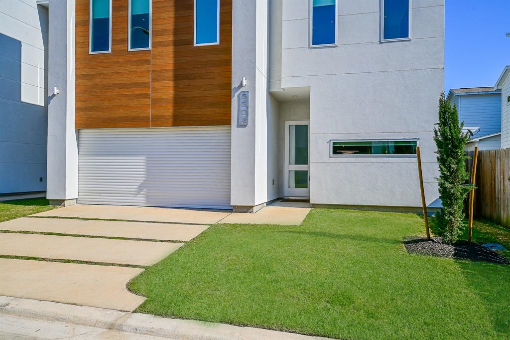5502 2 Paraiso Place, Houston, Texas 77091, 4 Bedrooms Bedrooms, 7 Rooms Rooms,3 BathroomsBathrooms,Single-family,For Sale,Paraiso,76134473