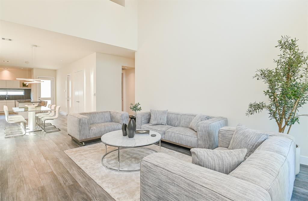 5502 2 Paraiso Place, Houston, Texas 77091, 4 Bedrooms Bedrooms, 7 Rooms Rooms,3 BathroomsBathrooms,Single-family,For Sale,Paraiso,76134473