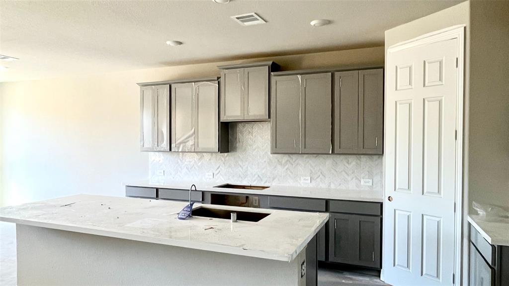 31407 1 Valley Briar Way, Hockley, Texas 77447, 4 Bedrooms Bedrooms, 6 Rooms Rooms,3 BathroomsBathrooms,Single-family,For Sale,Valley Briar,81193317