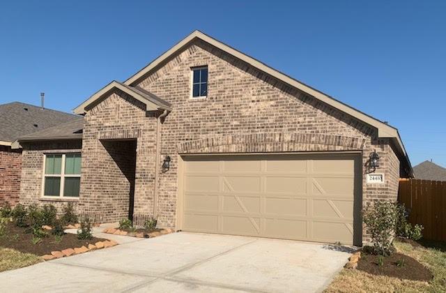 926 1 Golden Willow Lane, Conroe, Texas 77304, 4 Bedrooms Bedrooms, 11 Rooms Rooms,3 BathroomsBathrooms,Single-family,For Sale,Golden Willow,3576461