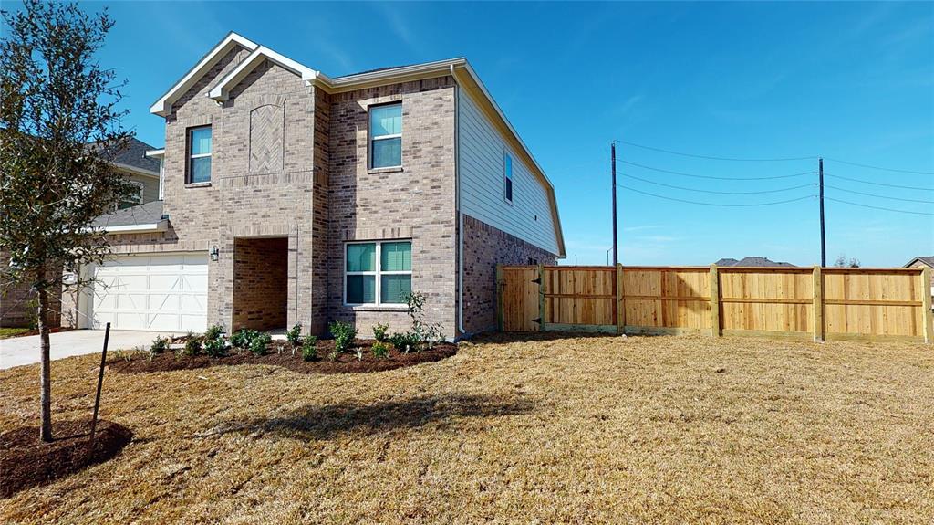 10514 2 Amador Peak Drive, Rosharon, Texas 77583, 4 Bedrooms Bedrooms, 7 Rooms Rooms,2 BathroomsBathrooms,Single-family,For Sale,Amador Peak,15552598