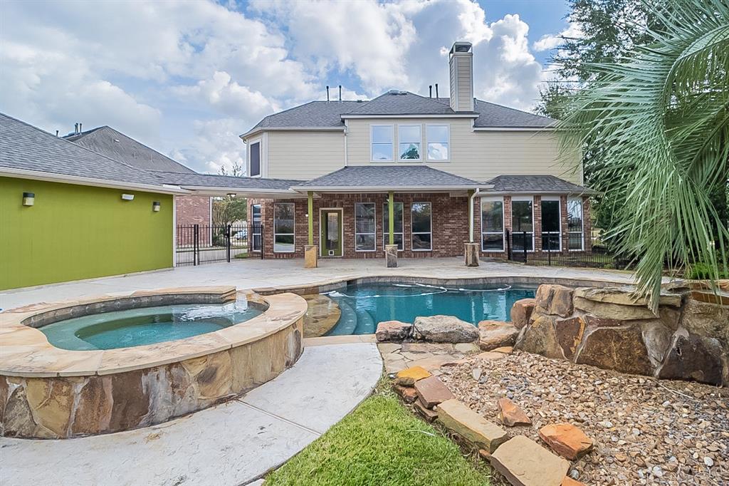 25630 2 Horizon Grove Lane, Katy, Texas 77494, 5 Bedrooms Bedrooms, 5 Rooms Rooms,3 BathroomsBathrooms,Single-family,For Sale,Horizon Grove,67628125